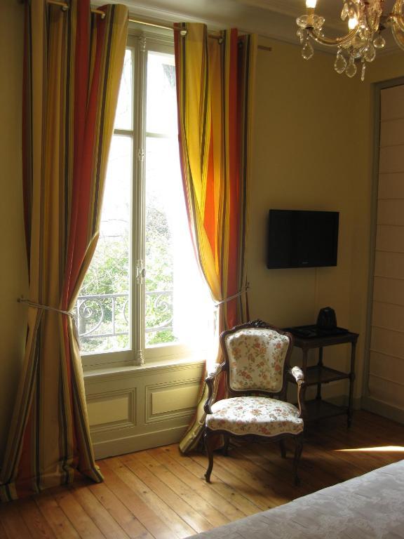 Bed and Breakfast Chateau De Launay Mery-Corbon Номер фото